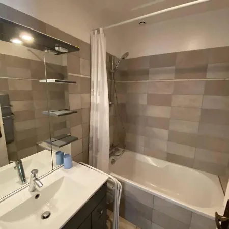 La Du Clocher Villa *