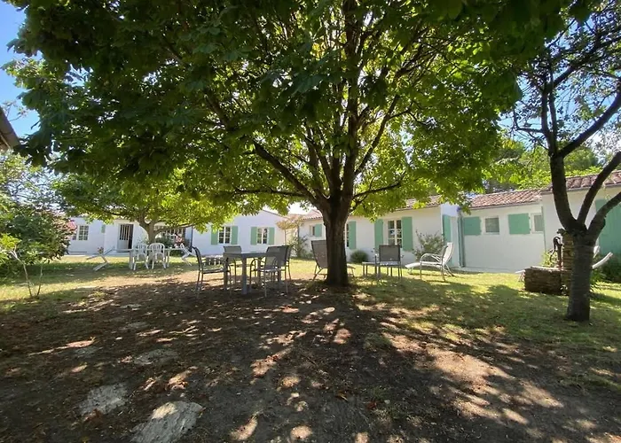 La Du Clocher Saint-Clément-des-Baleines